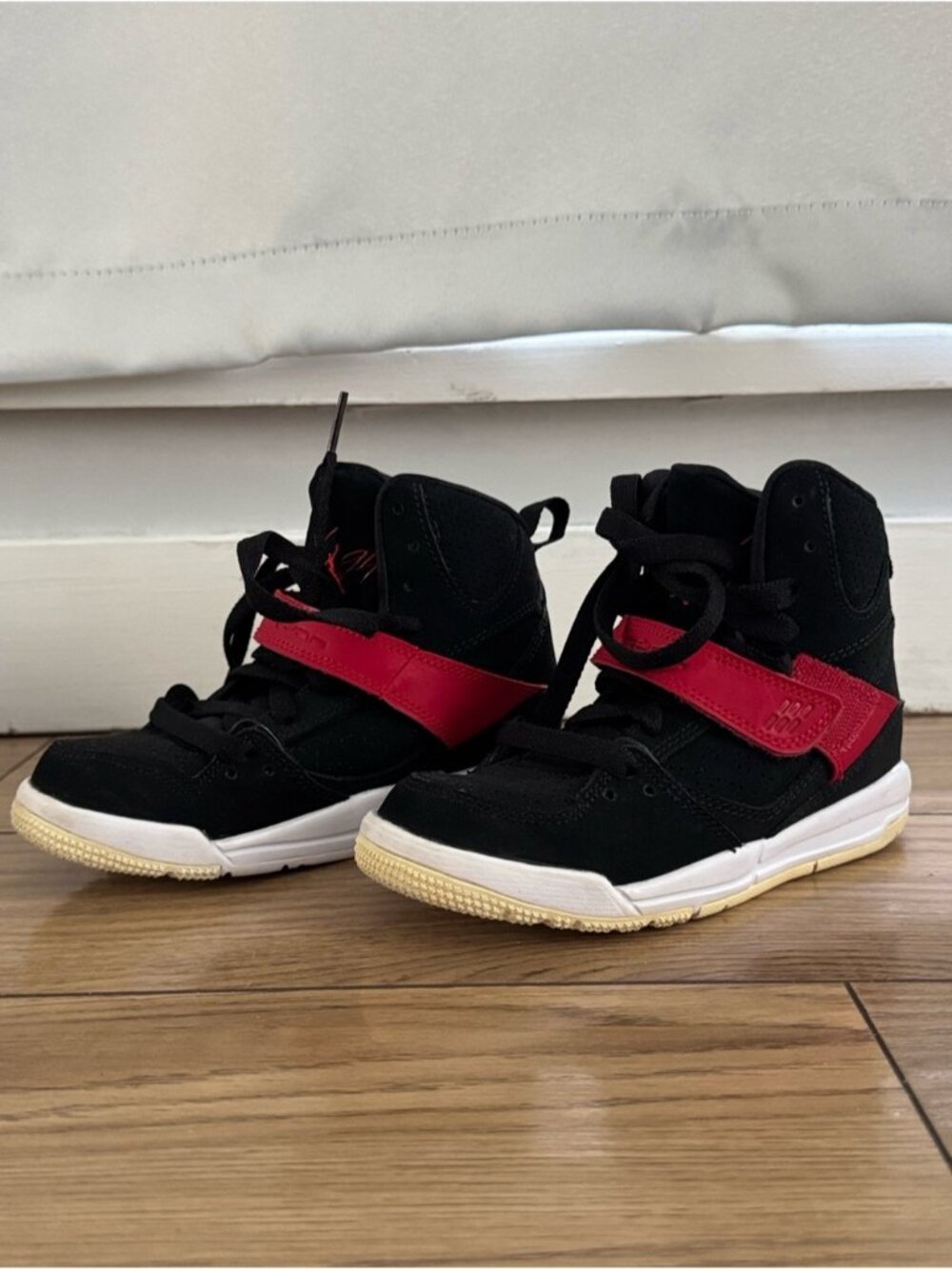 Jordan Air Flight 45 High Black & Red Girls Boys  US 11C